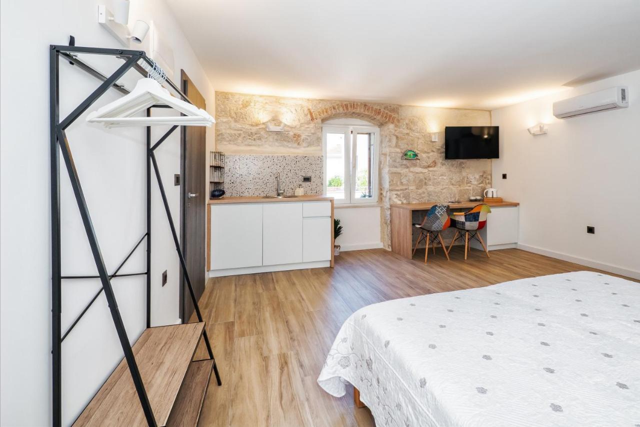 Sweet Rooms Luri Σπλιτ Εξωτερικό φωτογραφία