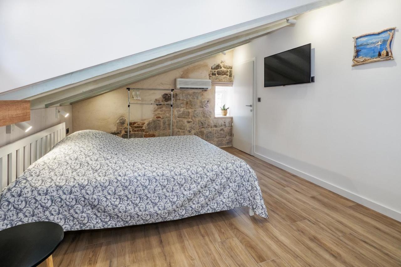 Sweet Rooms Luri Σπλιτ Εξωτερικό φωτογραφία